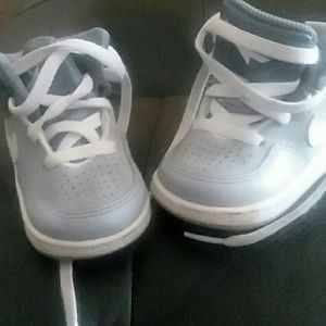 Infant sneakers